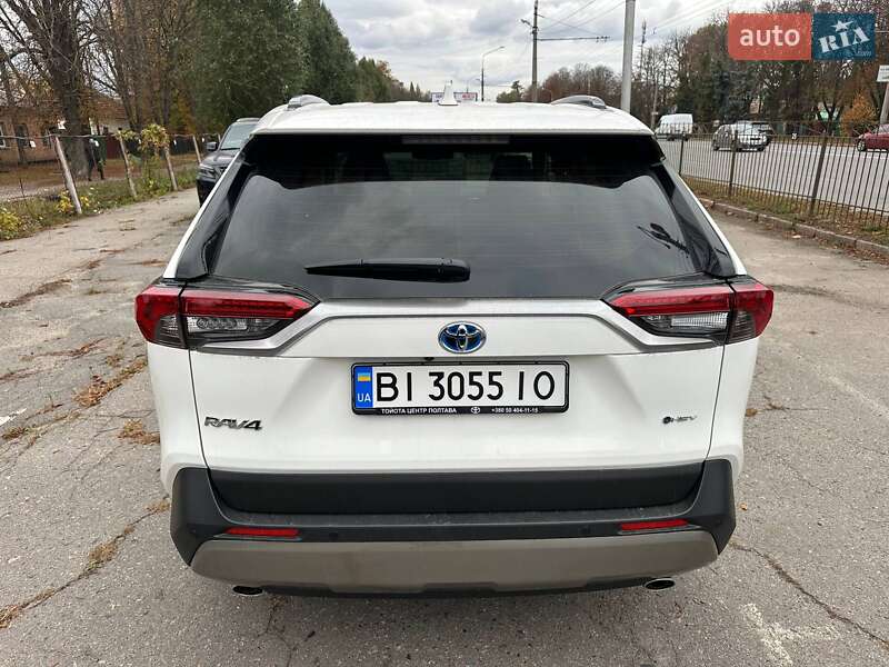 Позашляховик / Кросовер Toyota RAV4 2025 в Полтаві