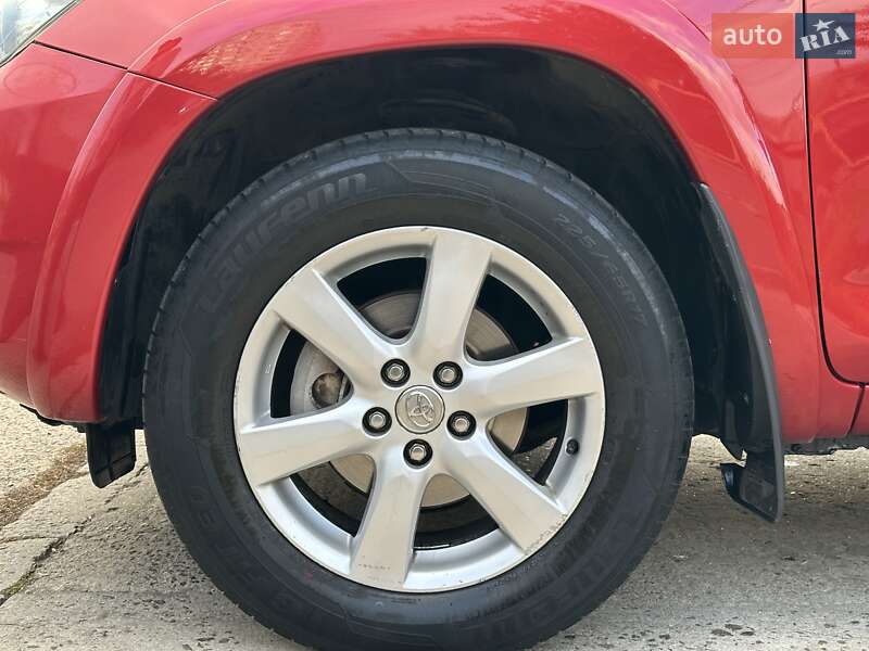 Позашляховик / Кросовер Toyota RAV4 2008 в Одесі