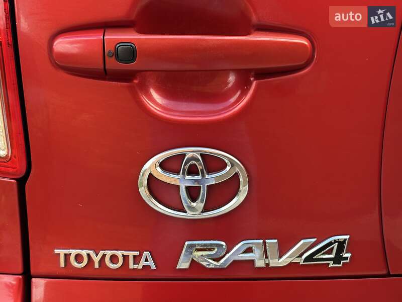 Позашляховик / Кросовер Toyota RAV4 2008 в Одесі