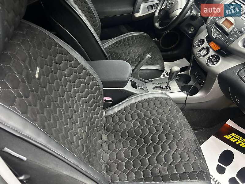 Позашляховик / Кросовер Toyota RAV4 2007 в Чернівцях фото 12 Позашляховик / Кросовер Toyota RAV4 2007 в Чернівцях