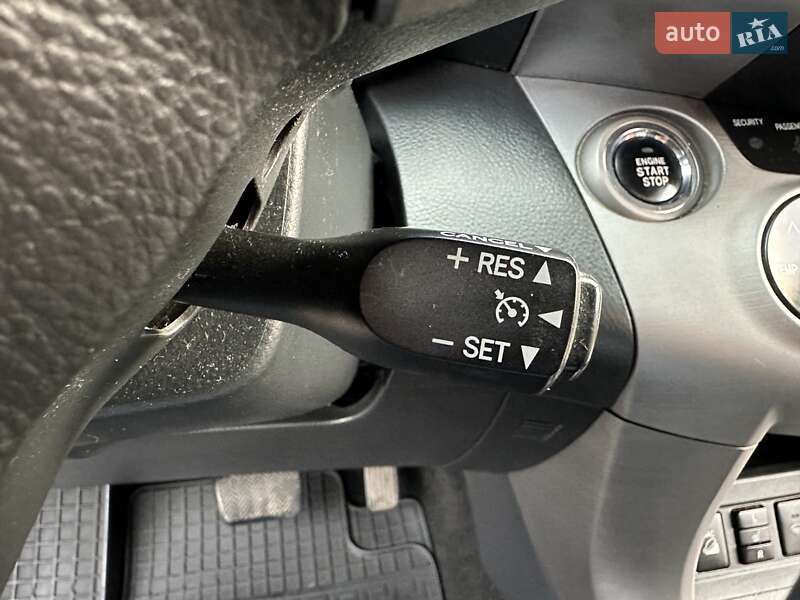 Позашляховик / Кросовер Toyota RAV4 2008 в Одесі