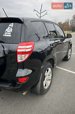 Внедорожник / Кроссовер Toyota RAV4 2012 в Ирпене