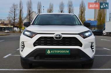 Позашляховик / Кросовер Toyota RAV4 2022 в Києві