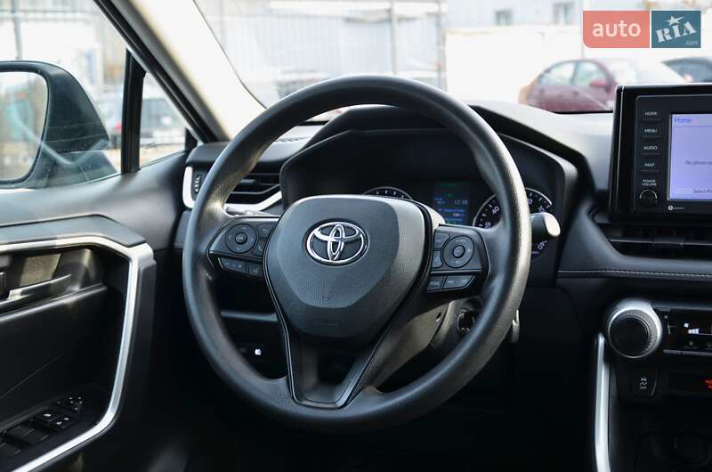 Внедорожник / Кроссовер Toyota RAV4 2022 в Киеве