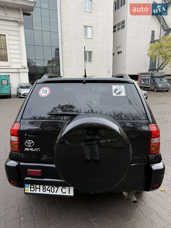 Позашляховик / Кросовер Toyota RAV4 2004 в Одесі