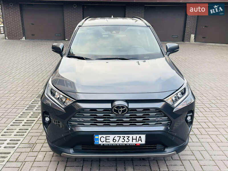 Внедорожник / Кроссовер Toyota RAV4 2022 в Черновцах