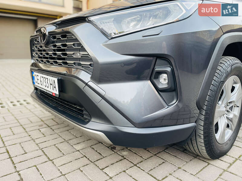 Внедорожник / Кроссовер Toyota RAV4 2022 в Черновцах