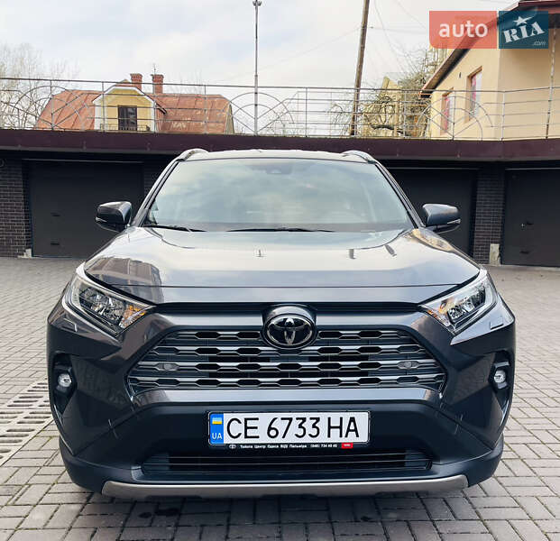 Внедорожник / Кроссовер Toyota RAV4 2022 в Черновцах