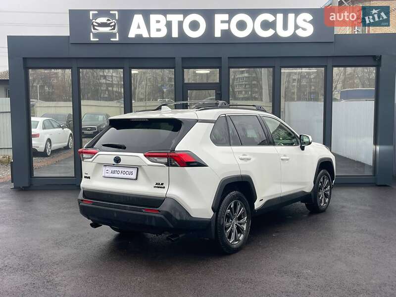 Внедорожник / Кроссовер Toyota RAV4 2022 в Киеве