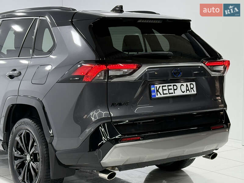 Позашляховик / Кросовер Toyota RAV4 2023 в Одесі
