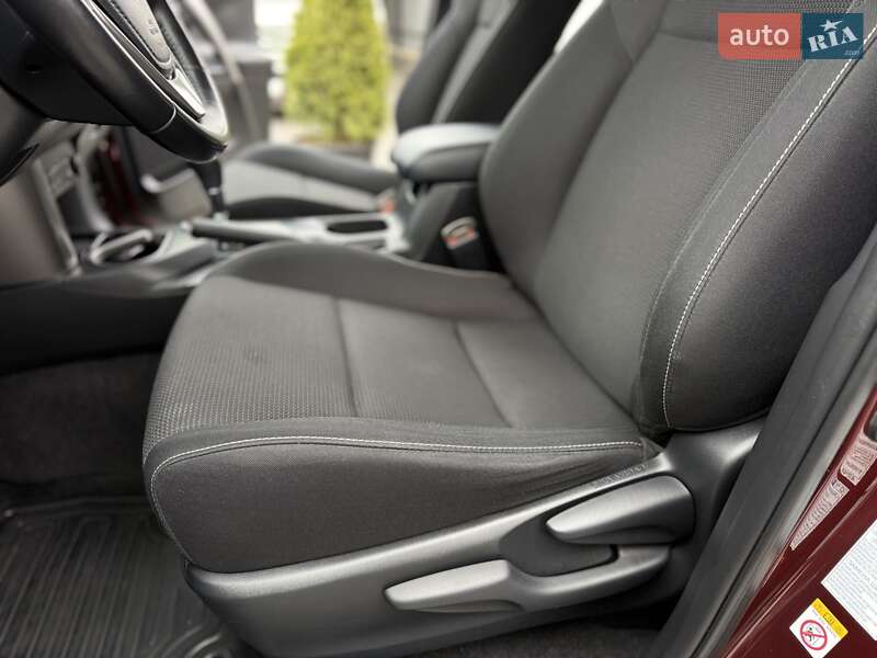 Внедорожник / Кроссовер Toyota RAV4 2017 в Виннице фото 46 Внедорожник / Кроссовер Toyota RAV4 2017 в Виннице