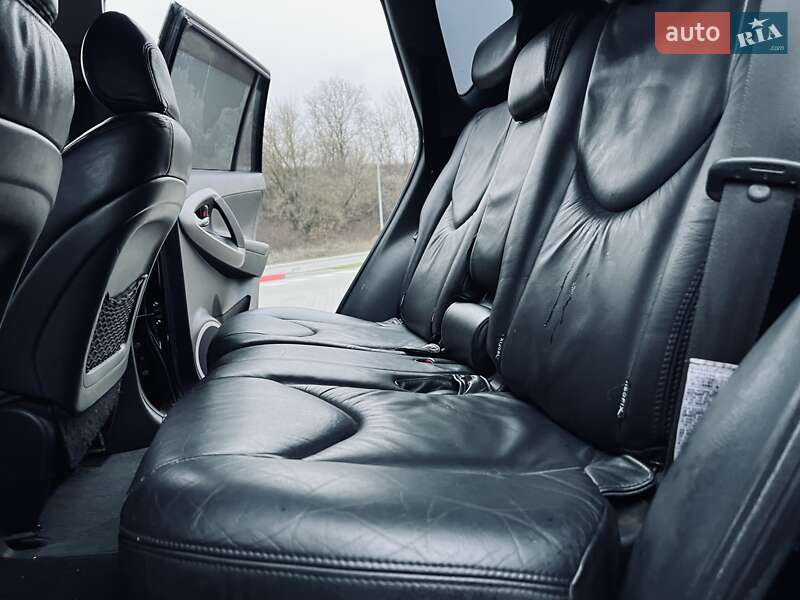 Внедорожник / Кроссовер Toyota RAV4 2008 в Тернополе