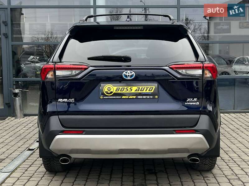 Внедорожник / Кроссовер Toyota RAV4 2021 в Ивано-Франковске