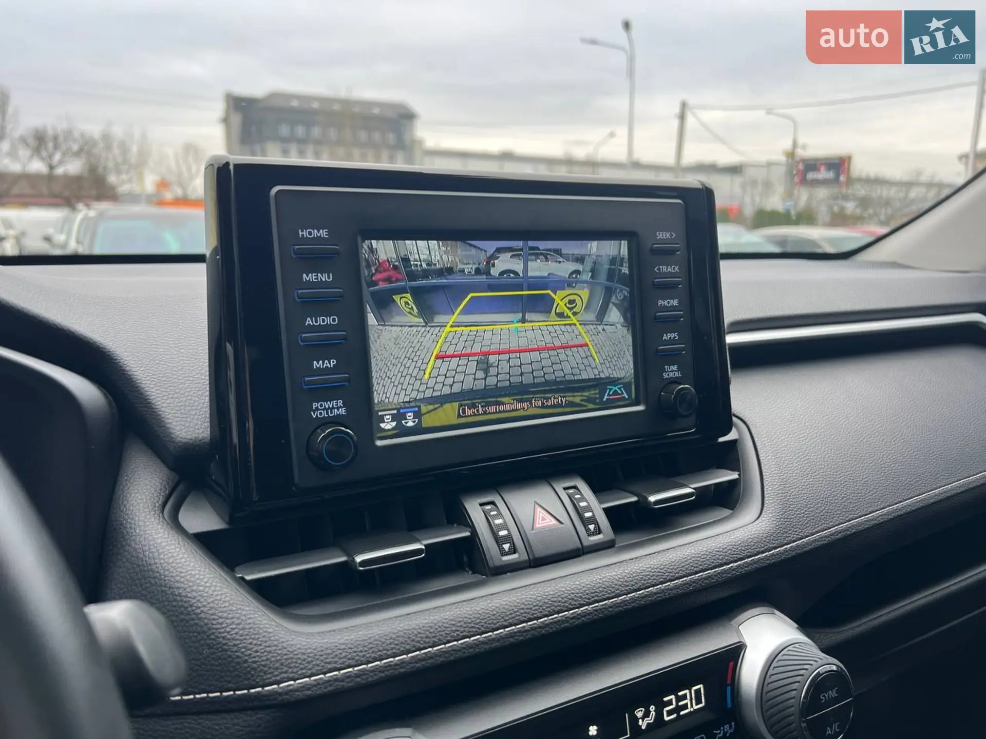 2021 Toyota RAV 4 - мініатюра 16