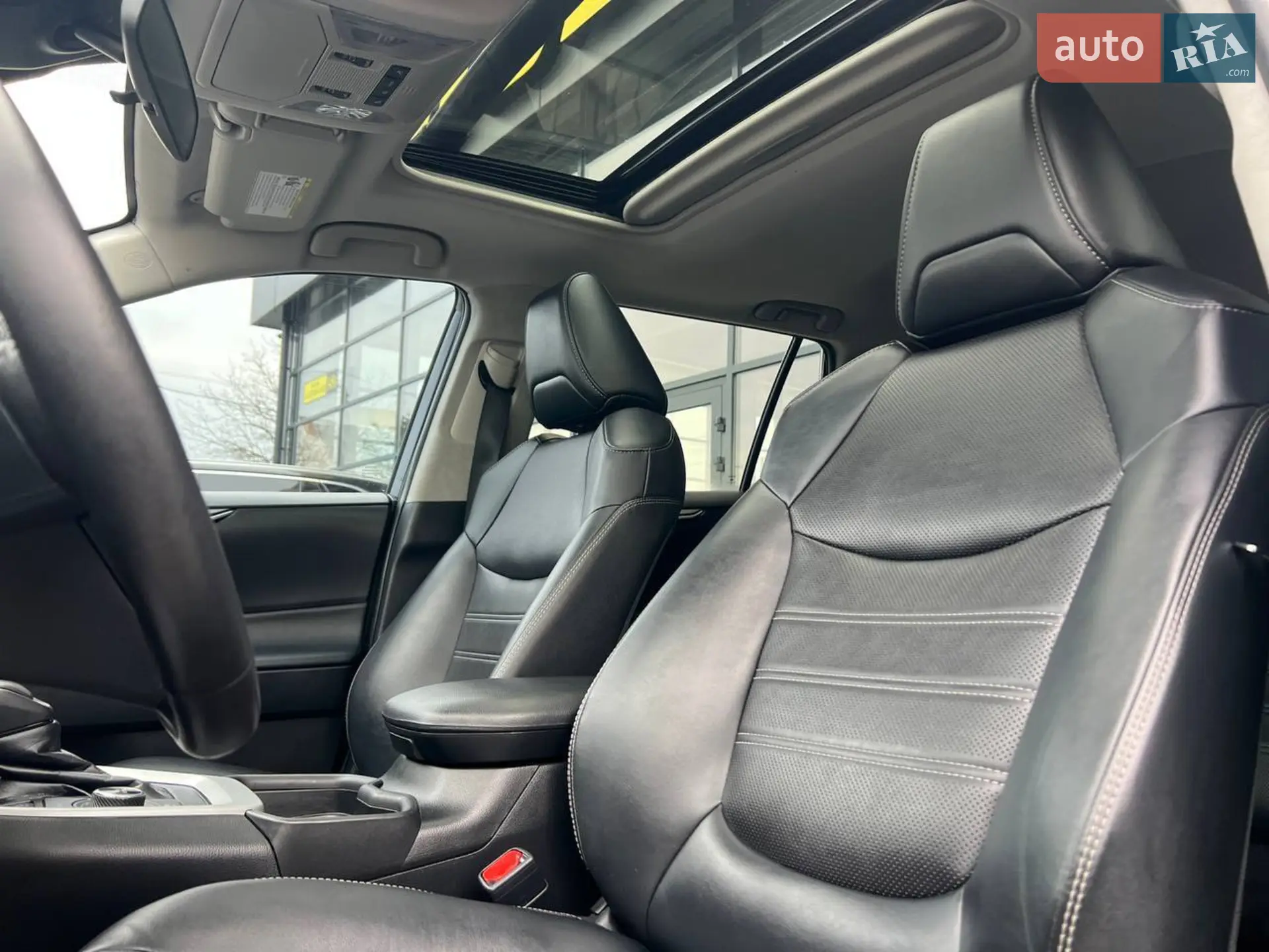 2021 Toyota RAV 4 - мініатюра 21