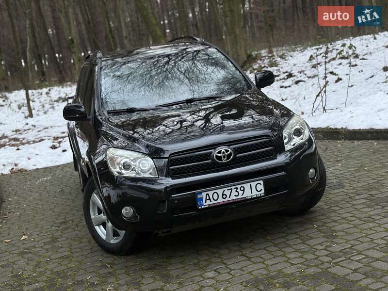 Позашляховик / Кросовер Toyota RAV4 2008 в Львові