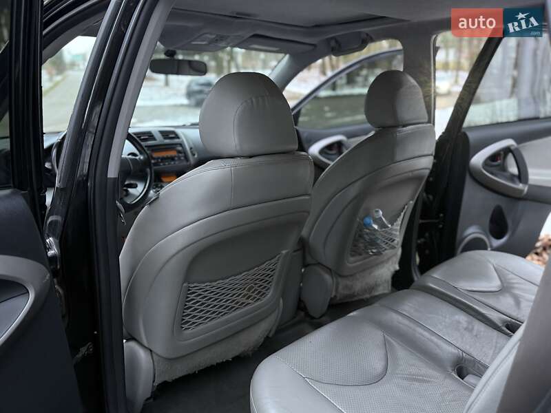 Позашляховик / Кросовер Toyota RAV4 2008 в Львові