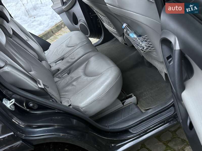 Позашляховик / Кросовер Toyota RAV4 2008 в Львові