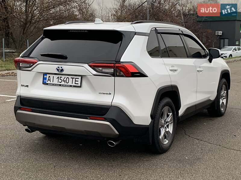 Позашляховик / Кросовер Toyota RAV4 2023 в Києві