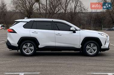 Позашляховик / Кросовер Toyota RAV4 2023 в Києві