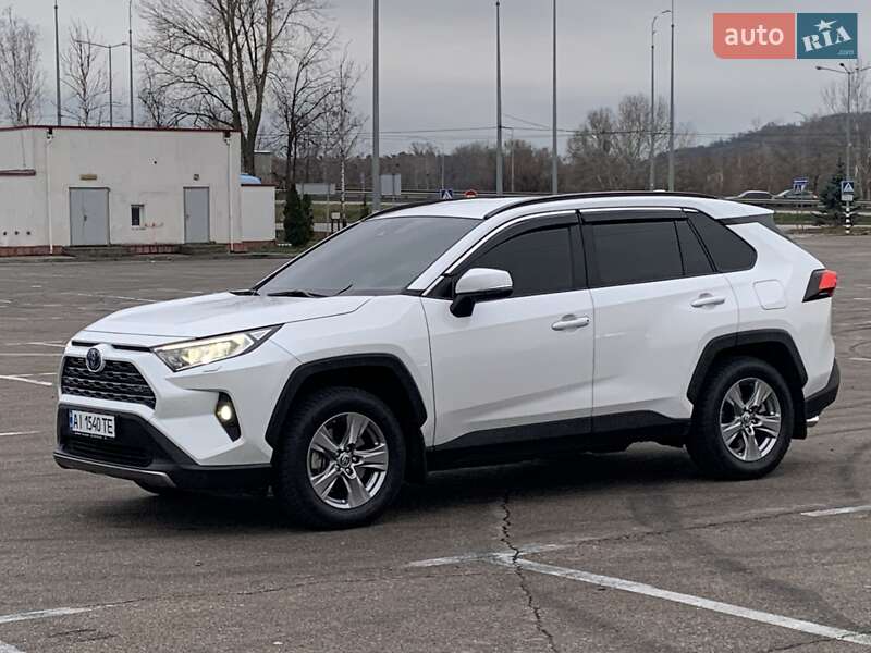 Позашляховик / Кросовер Toyota RAV4 2023 в Києві