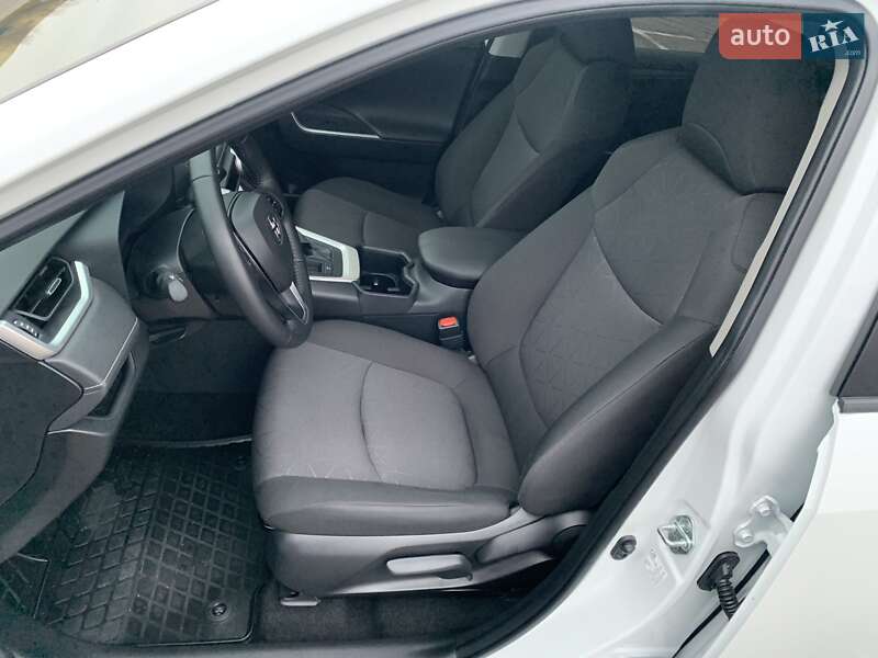 Позашляховик / Кросовер Toyota RAV4 2023 в Києві