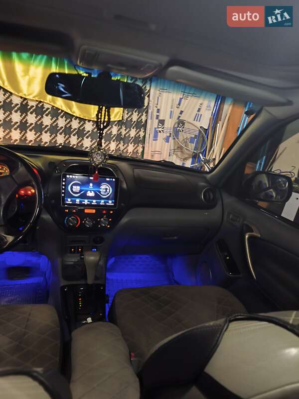 Позашляховик / Кросовер Toyota RAV4 2002 в Одесі фото 14 Позашляховик / Кросовер Toyota RAV4 2002 в Одесі