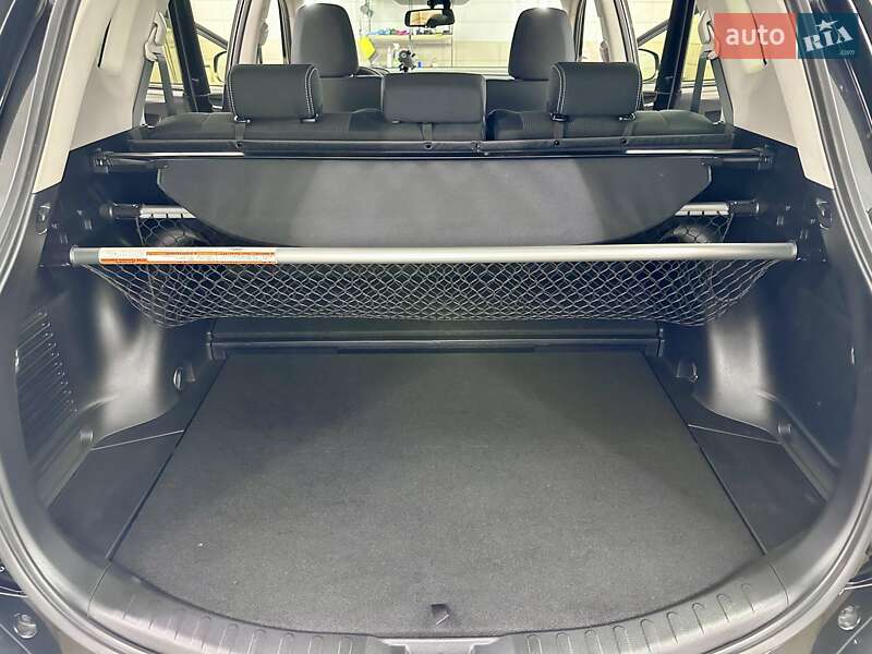 Позашляховик / Кросовер Toyota RAV4 2018 в Сумах