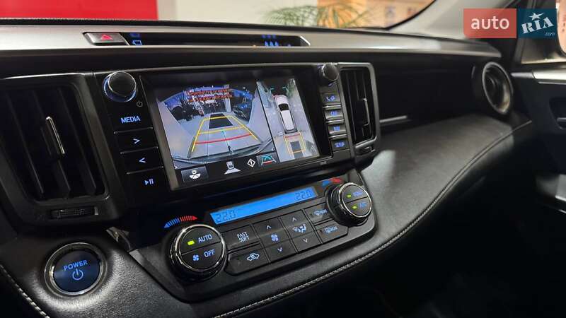 Позашляховик / Кросовер Toyota RAV4 2017 в Ужгороді фото 19 Позашляховик / Кросовер Toyota RAV4 2017 в Ужгороді