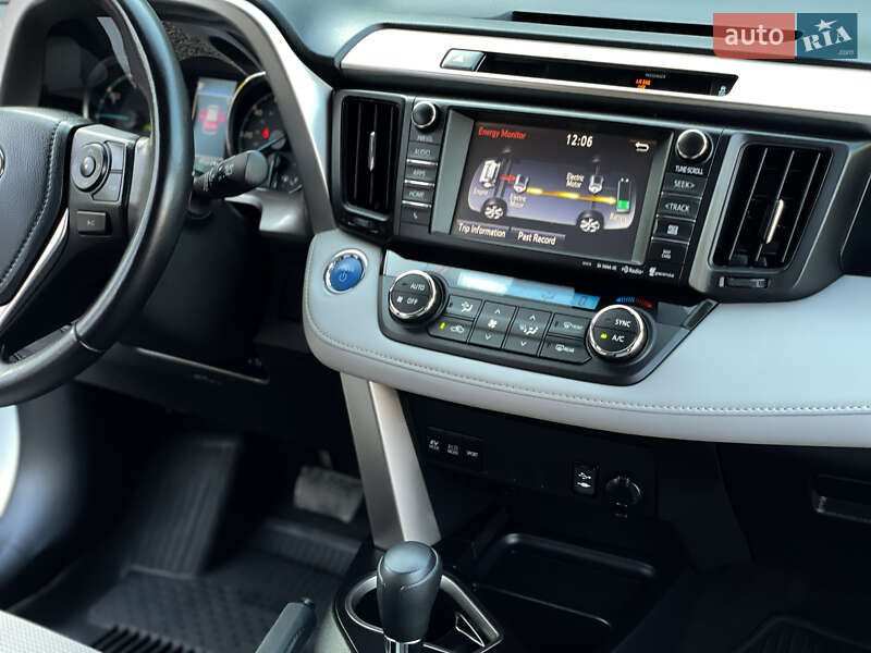 Внедорожник / Кроссовер Toyota RAV4 2016 в Одессе фото 29 Внедорожник / Кроссовер Toyota RAV4 2016 в Одессе