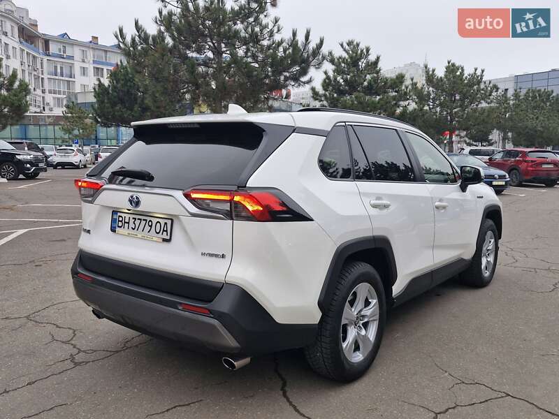 Внедорожник / Кроссовер Toyota RAV4 2020 в Одессе