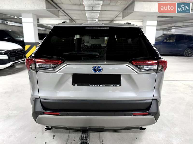Внедорожник / Кроссовер Toyota RAV4 2025 в Днепре