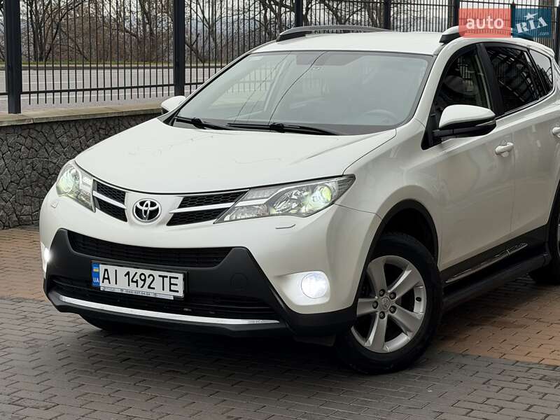 Внедорожник / Кроссовер Toyota RAV4 2014 в Белой Церкви