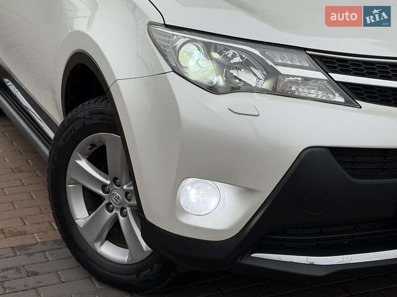 Внедорожник / Кроссовер Toyota RAV4 2014 в Белой Церкви