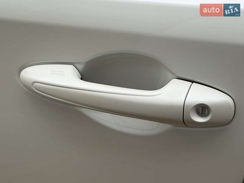 Внедорожник / Кроссовер Toyota RAV4 2014 в Белой Церкви