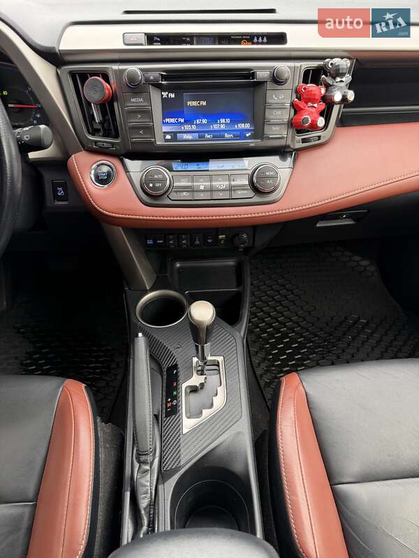 Внедорожник / Кроссовер Toyota RAV4 2014 в Белой Церкви