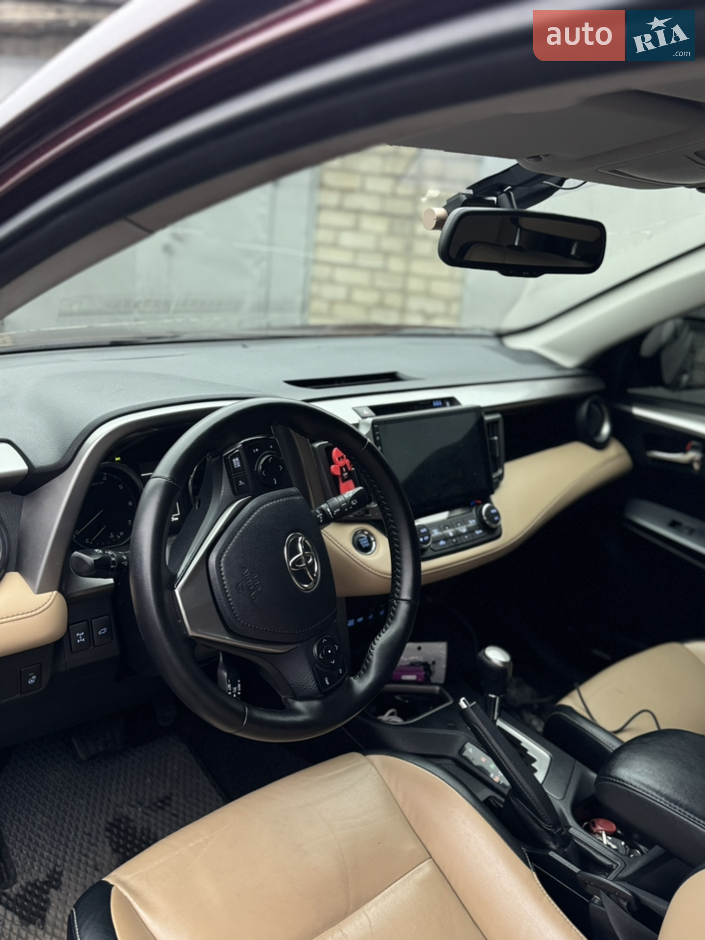 2016 Toyota RAV 4 - мініатюра 15