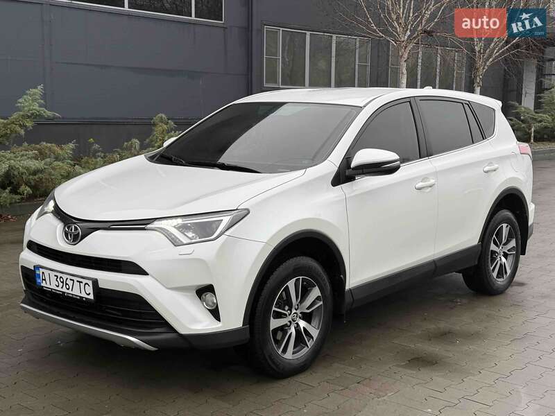 Позашляховик / Кросовер Toyota RAV4 2016 в Києві фото 5 Позашляховик / Кросовер Toyota RAV4 2016 в Києві