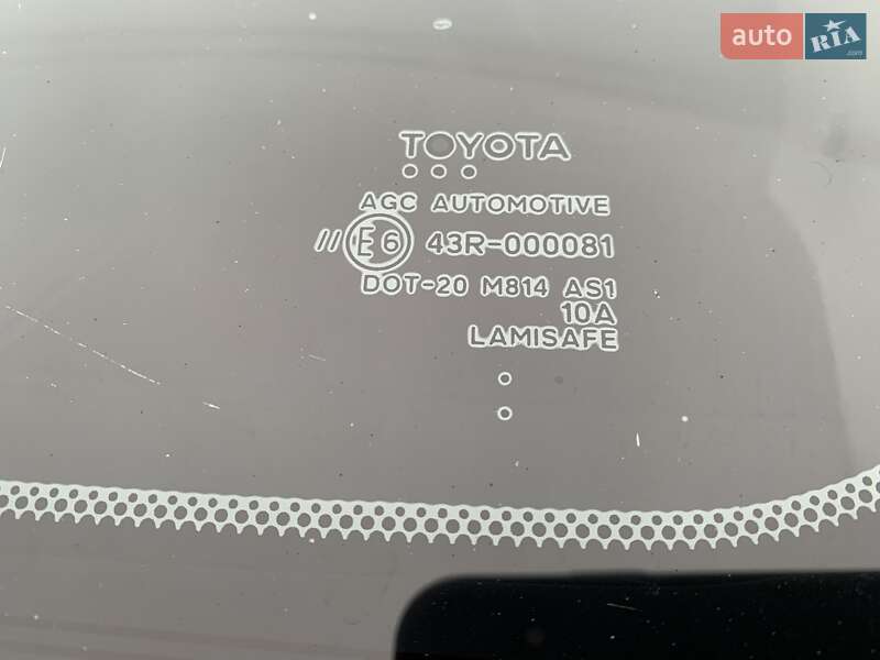 Позашляховик / Кросовер Toyota RAV4 2016 в Києві фото 26 Позашляховик / Кросовер Toyota RAV4 2016 в Києві