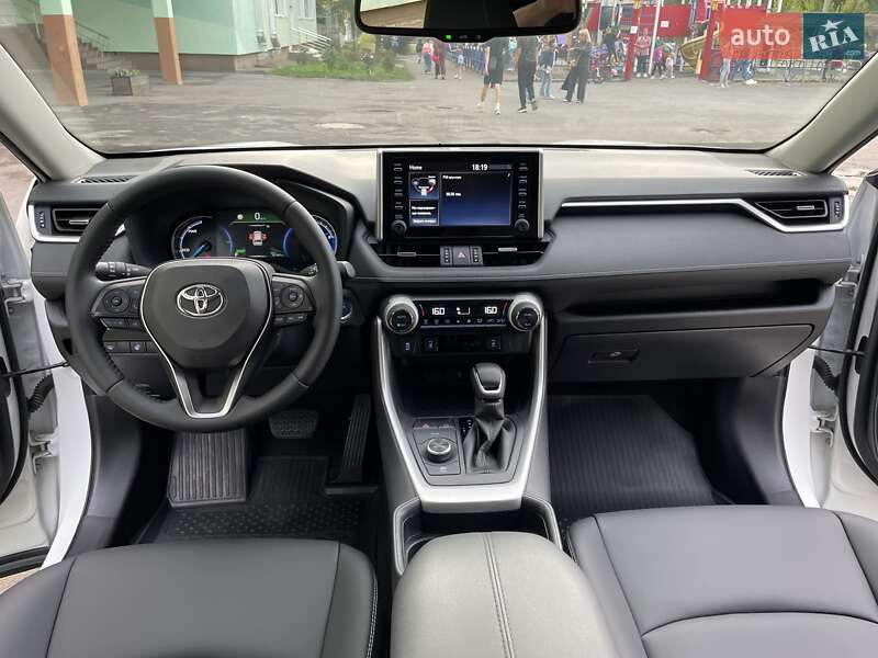 Внедорожник / Кроссовер Toyota RAV4 2022 в Виннице
