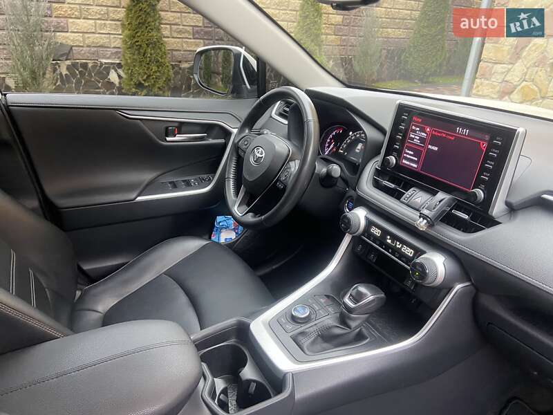 Внедорожник / Кроссовер Toyota RAV4 2019 в Хмельницком фото 51 Внедорожник / Кроссовер Toyota RAV4 2019 в Хмельницком