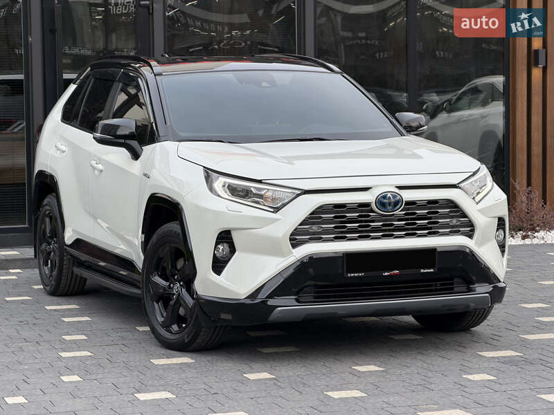 Внедорожник / Кроссовер Toyota RAV4 2020 в Ужгороде фото 10 Внедорожник / Кроссовер Toyota RAV4 2020 в Ужгороде