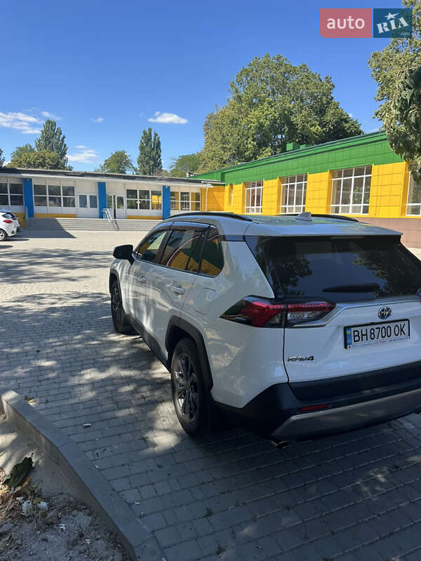 Позашляховик / Кросовер Toyota RAV4 2022 в Одесі фото 4 Позашляховик / Кросовер Toyota RAV4 2022 в Одесі
