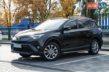 Внедорожник / Кроссовер Toyota RAV4 2017 в Днепре
