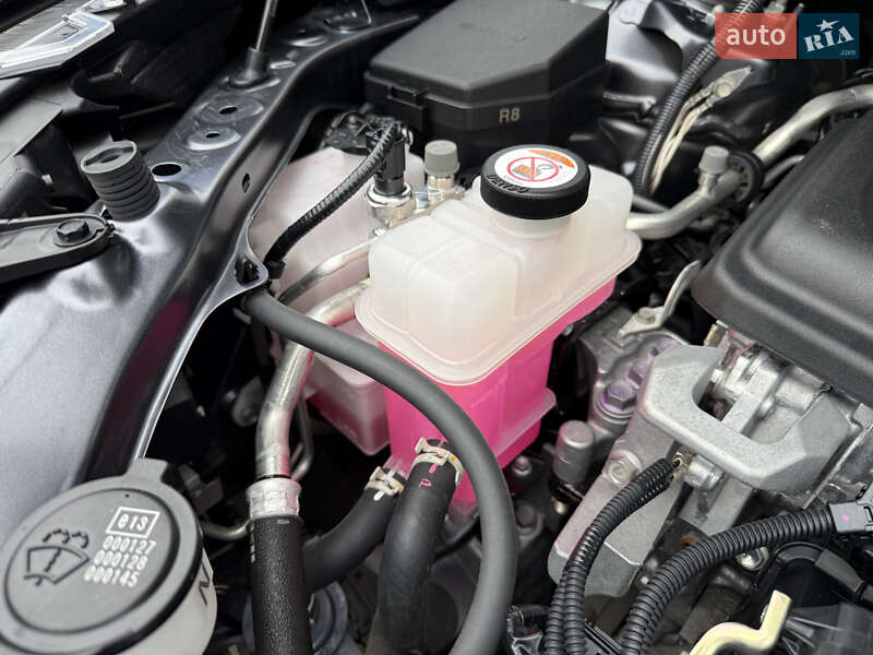 Внедорожник / Кроссовер Toyota RAV4 2022 в Днепре