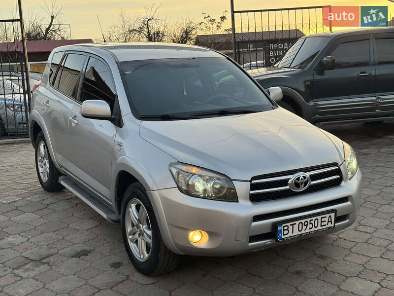 Внедорожник / Кроссовер Toyota RAV4 2006 в Николаеве фото 3 Внедорожник / Кроссовер Toyota RAV4 2006 в Николаеве