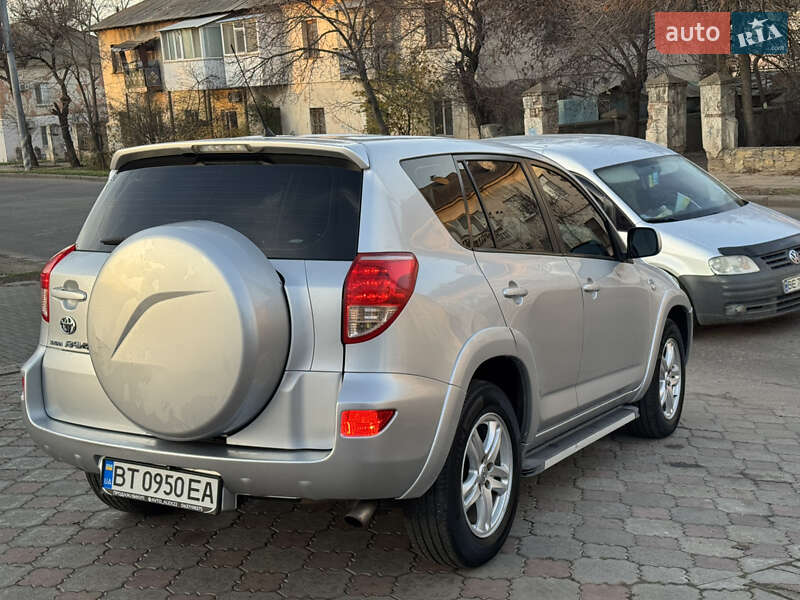 Внедорожник / Кроссовер Toyota RAV4 2006 в Николаеве фото 5 Внедорожник / Кроссовер Toyota RAV4 2006 в Николаеве
