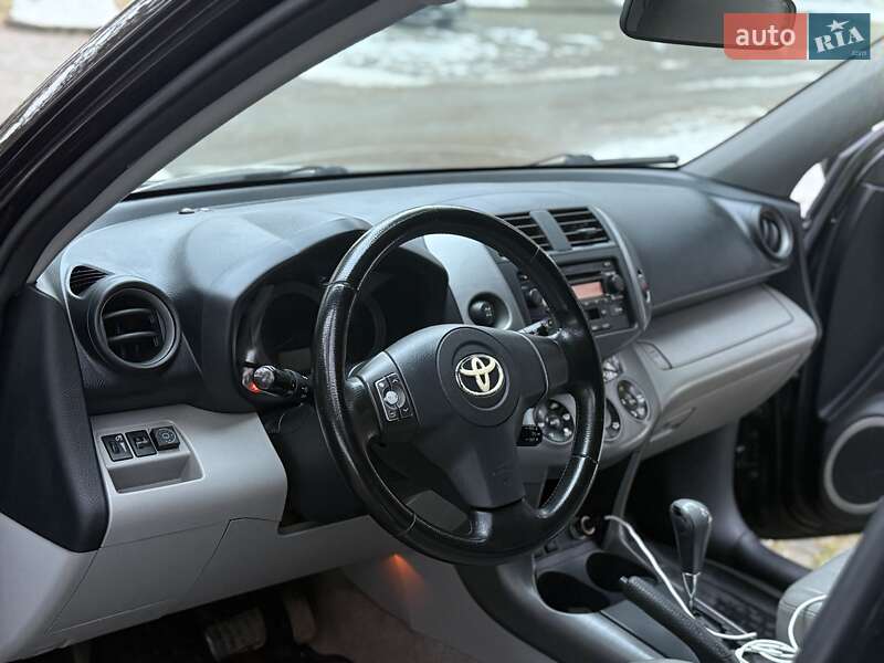 Позашляховик / Кросовер Toyota RAV4 2008 в Львові фото 31 Позашляховик / Кросовер Toyota RAV4 2008 в Львові