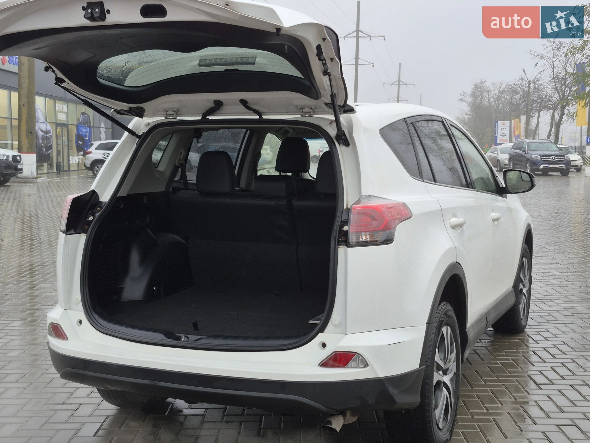 2018 Toyota RAV 4 - мініатюра 6