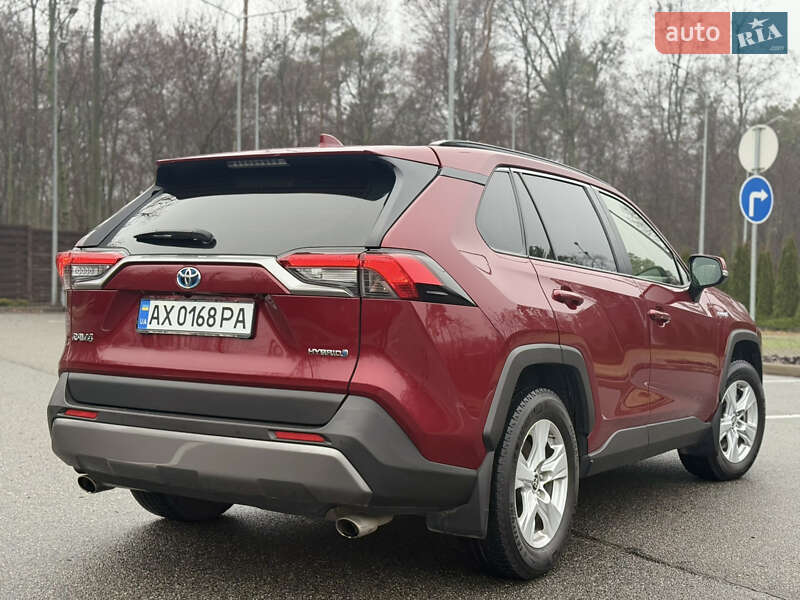 Внедорожник / Кроссовер Toyota RAV4 2019 в Харькове